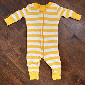 Hanna Andersson yellow striped pjs 0-3 months